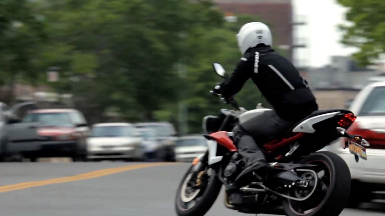 MOTOR KULLANIRKEN ÇABUK KARAR VERMEK